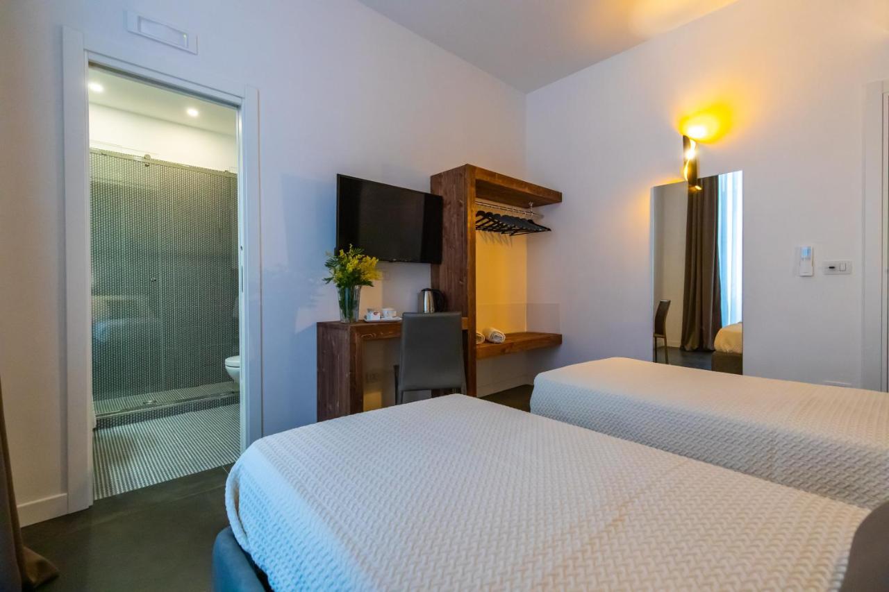 Bed & Breakfast Santa Chiara Napoli